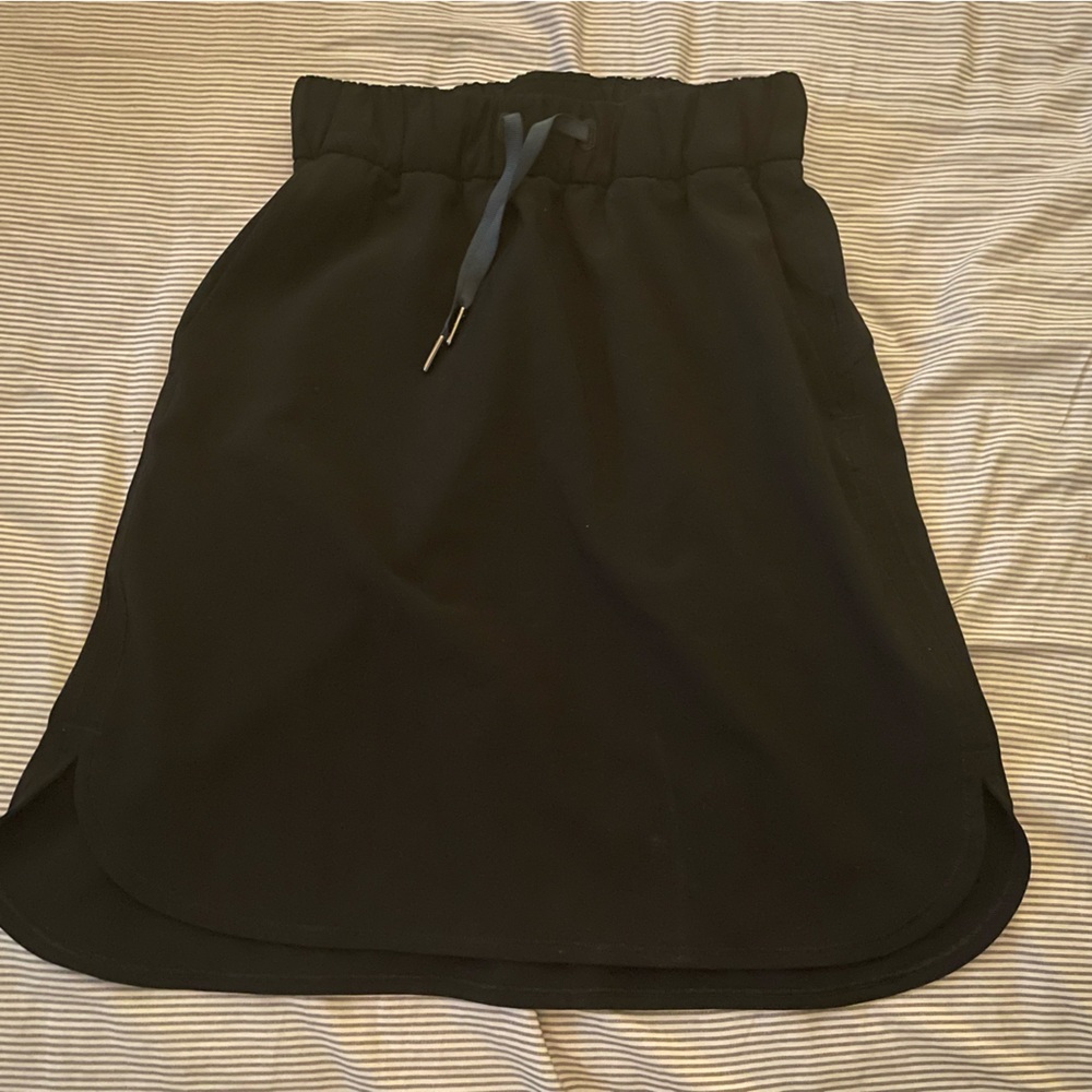Lululemon Skirt Size 4